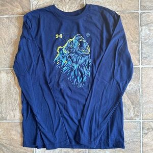 Under Armour youth Large long sleeve shirt
